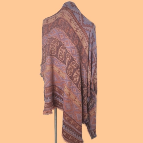 Buckle - Paisley Aztec Desert Colored Cloth Wrap/scarf/headband/swim cover - Picture 1 of 4